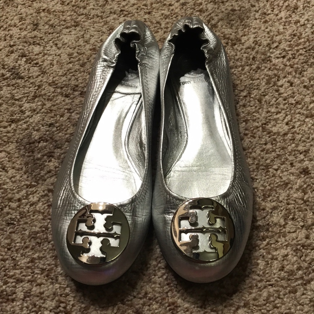 Classic Tory Burch silver flats